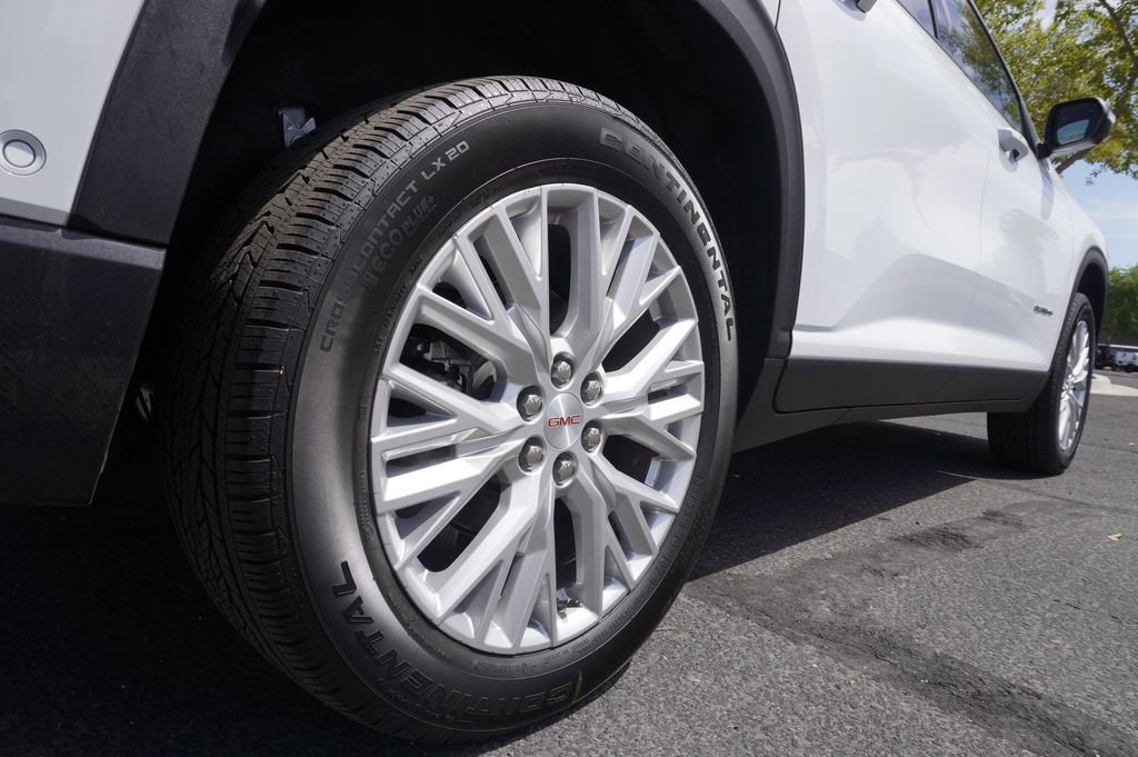 New 2027 GMC Acadia Elevation w/ Super Cruise Package FWD image 8