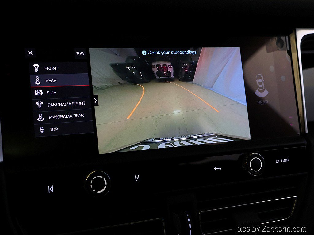 Used 2023 Porsche Macan S image 22