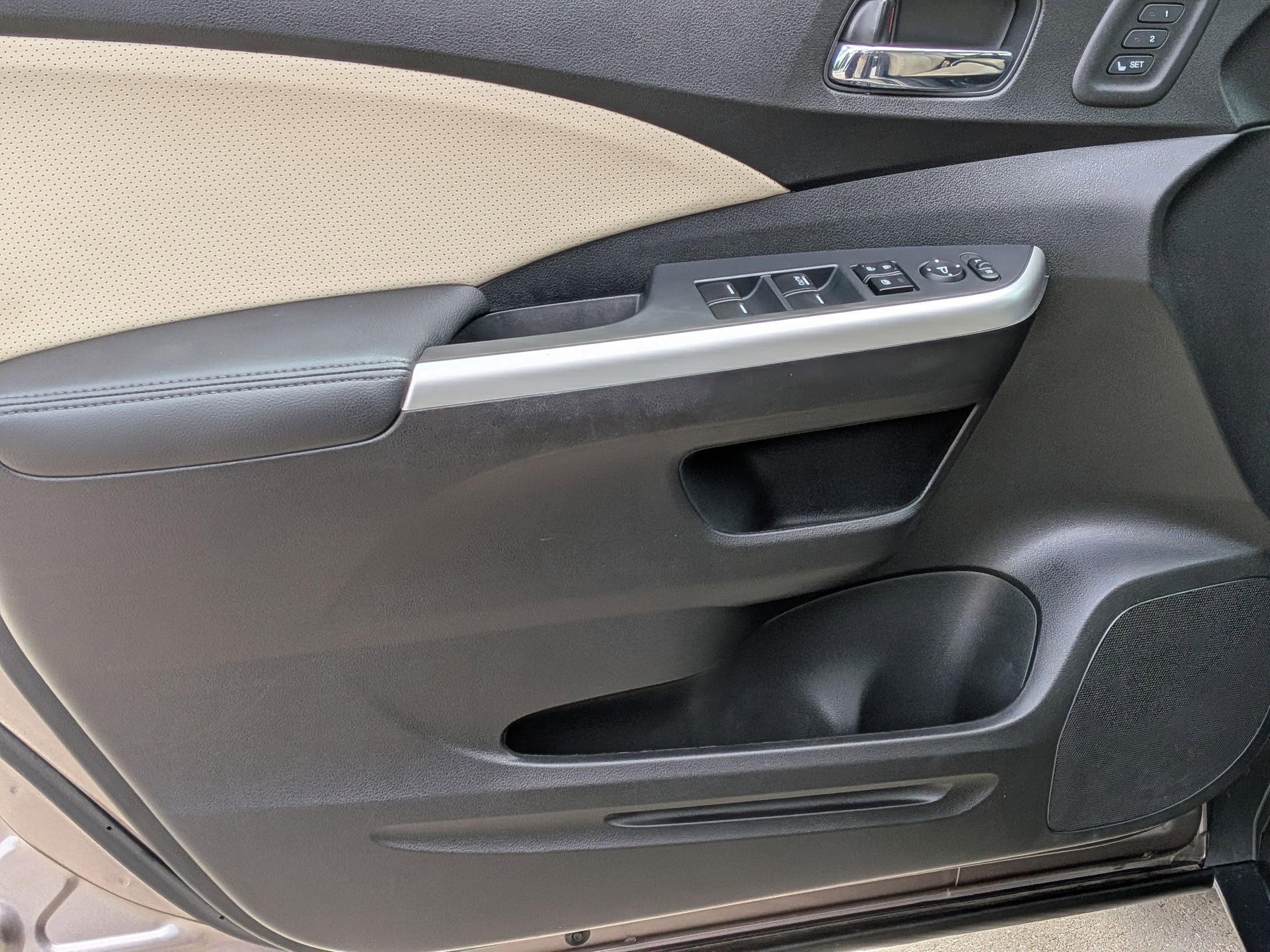 Used 2015 Honda CR-V Touring image 12