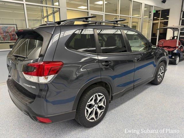 Used 2019 Subaru Forester Premium image 4