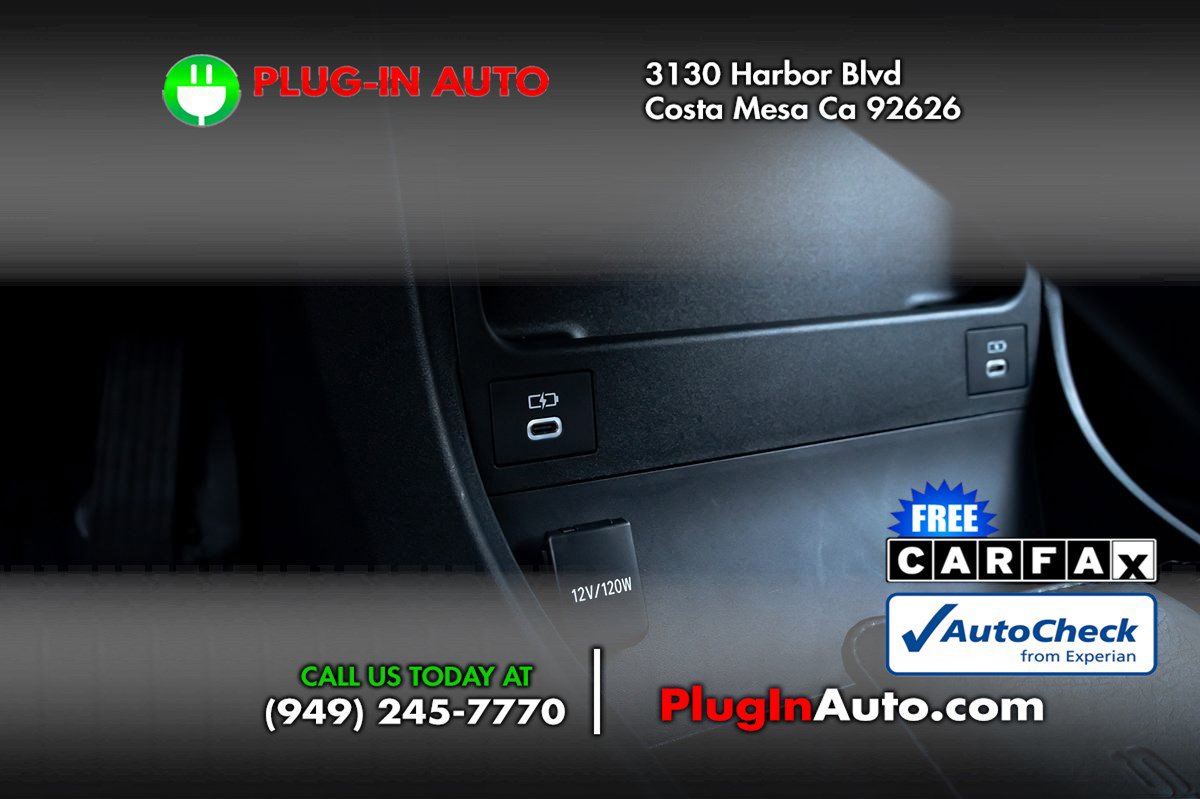 Used 2024 Subaru Solterra Touring w/ Touring Package image 26