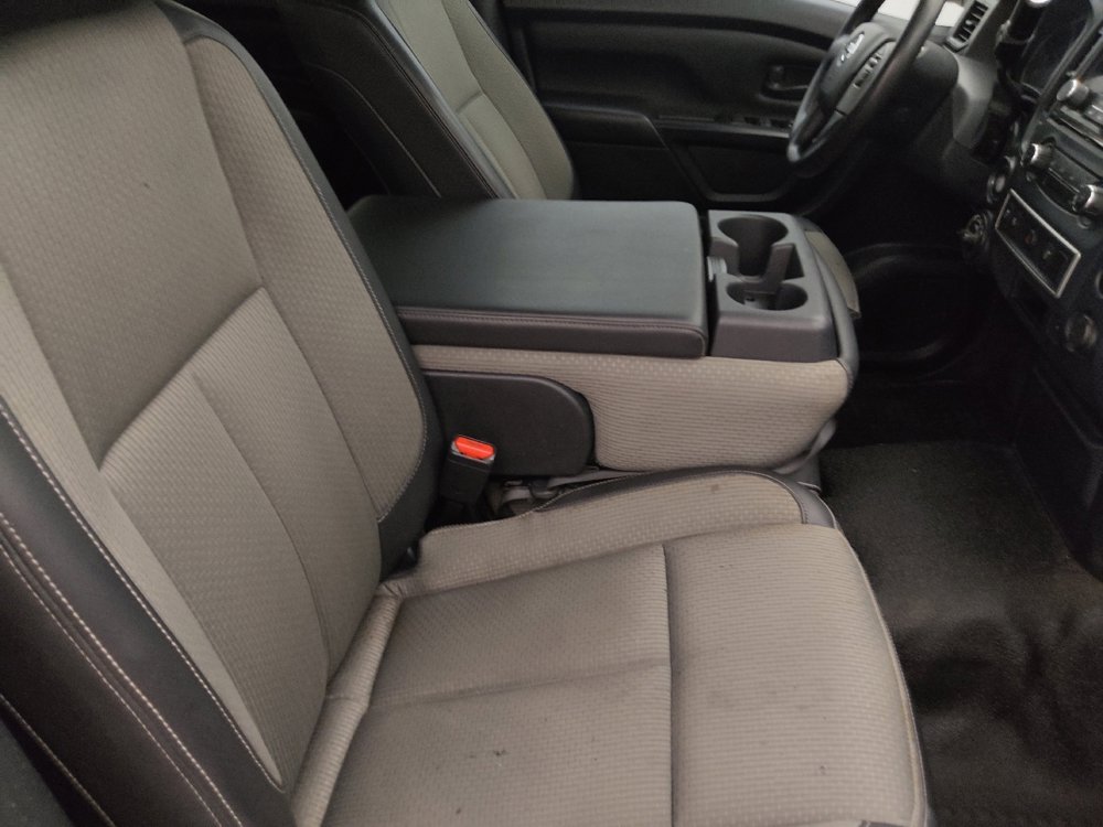 Used 2021 Nissan Titan S w/ S Utility Package image 21