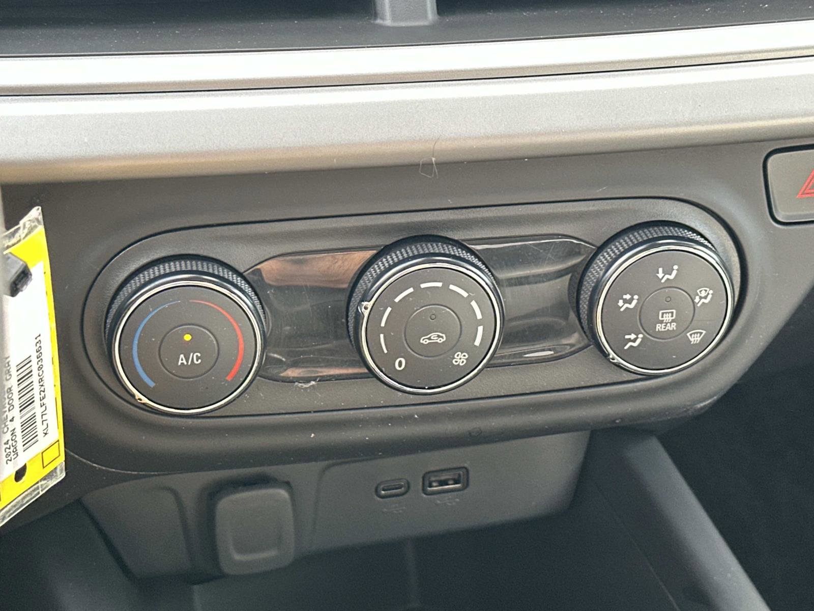 Certified 2024 Chevrolet Trax LS image 28