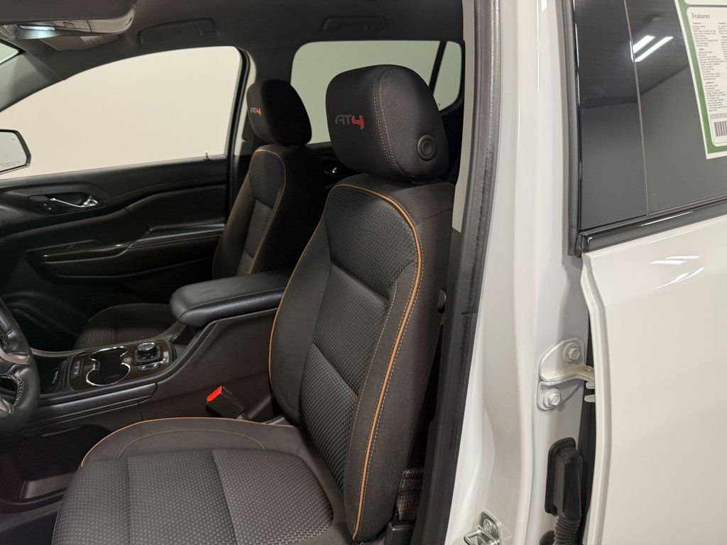 Used 2023 GMC Acadia AT4 image 59