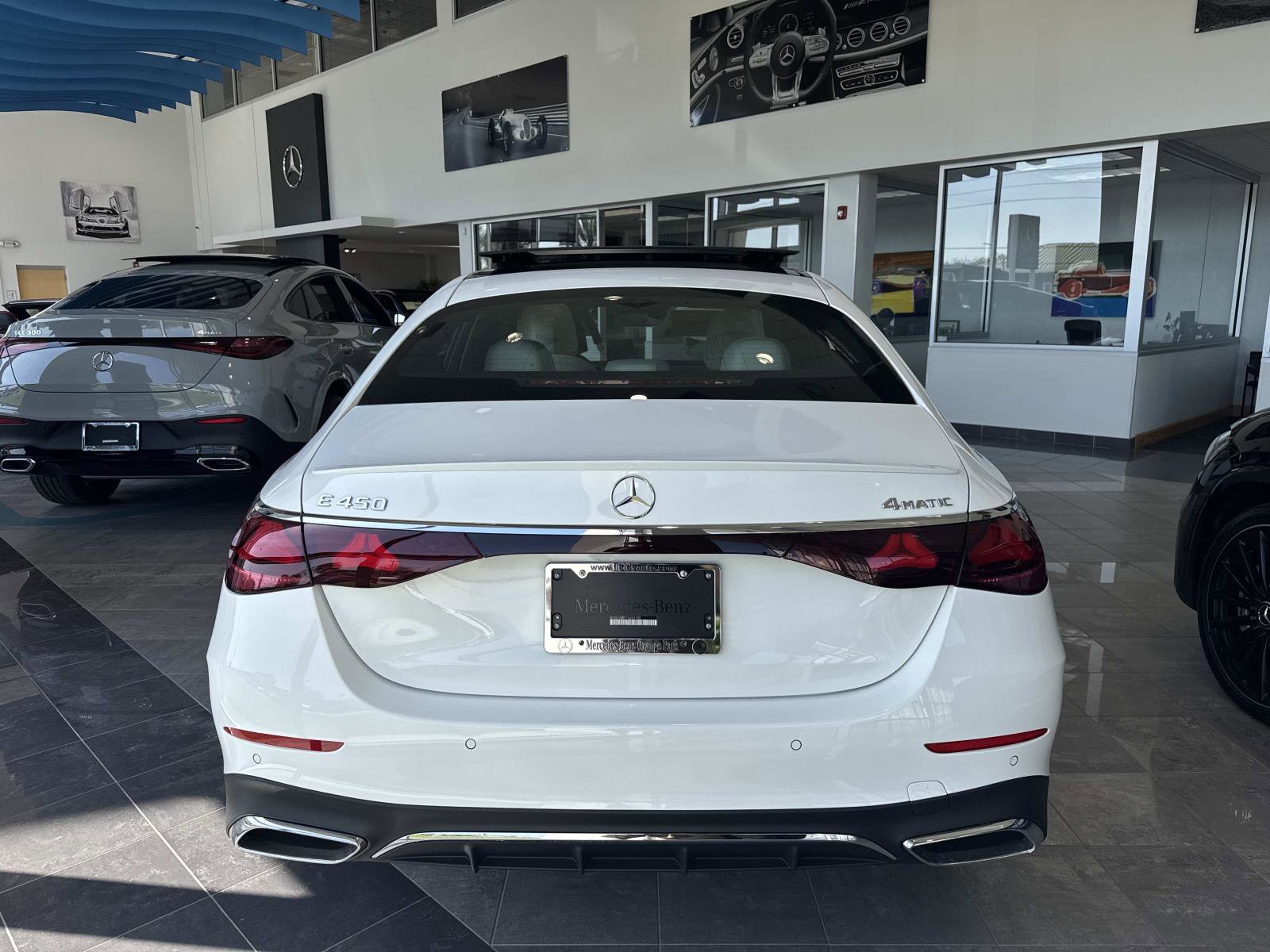 New 2026 Mercedes-Benz E 450 4MATIC Sedan image 4