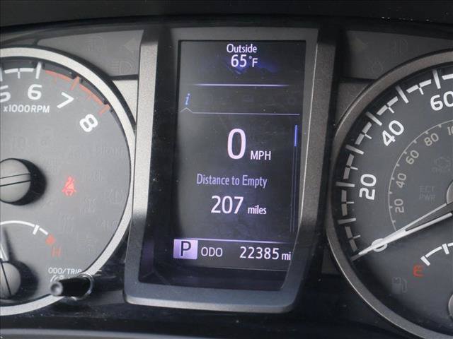 Used 2019 Toyota Tacoma TRD Sport AWD/4WD image 14