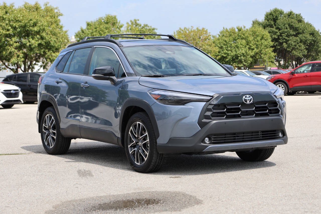 Used 2026 Toyota Corolla Cross XLE w/ Convenience Package AWD/4WD image 4