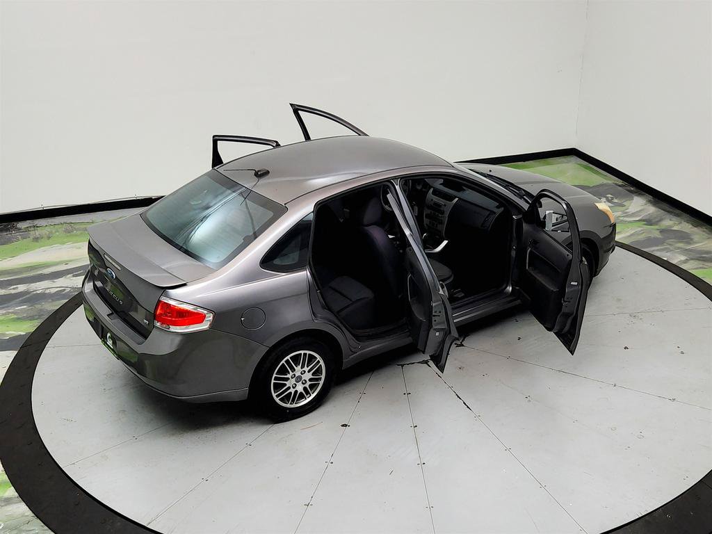 Used 2011 Ford Focus SE w/ 201A Rapid Spec Order Code FWD image 38