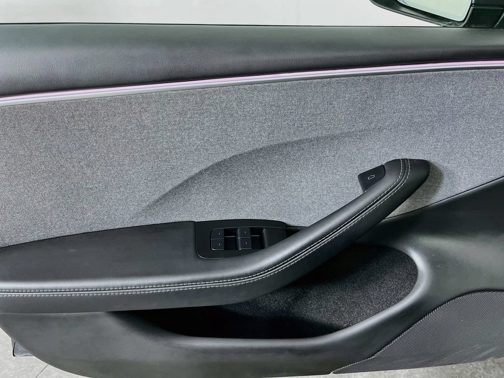 Used 2024 Tesla Model 3 Standard Range RWD image 26