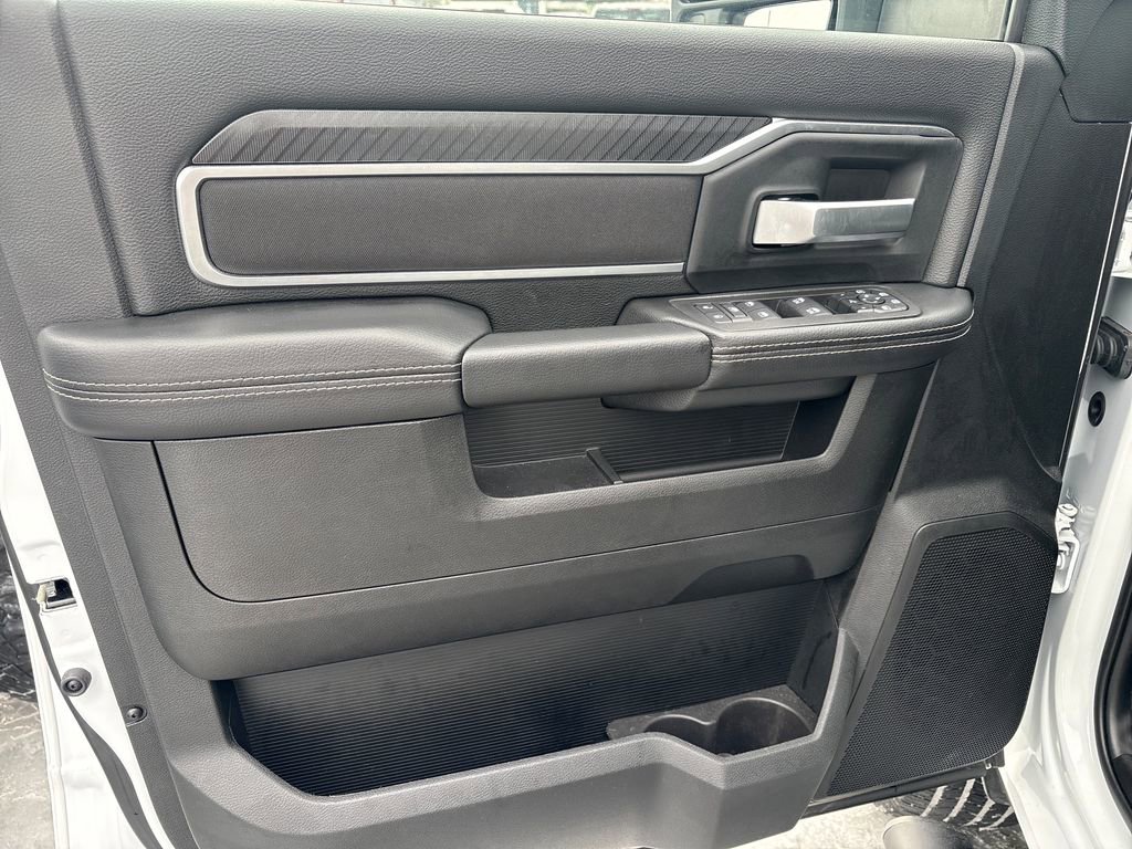 Used 2025 RAM 3500 Big Horn image 16