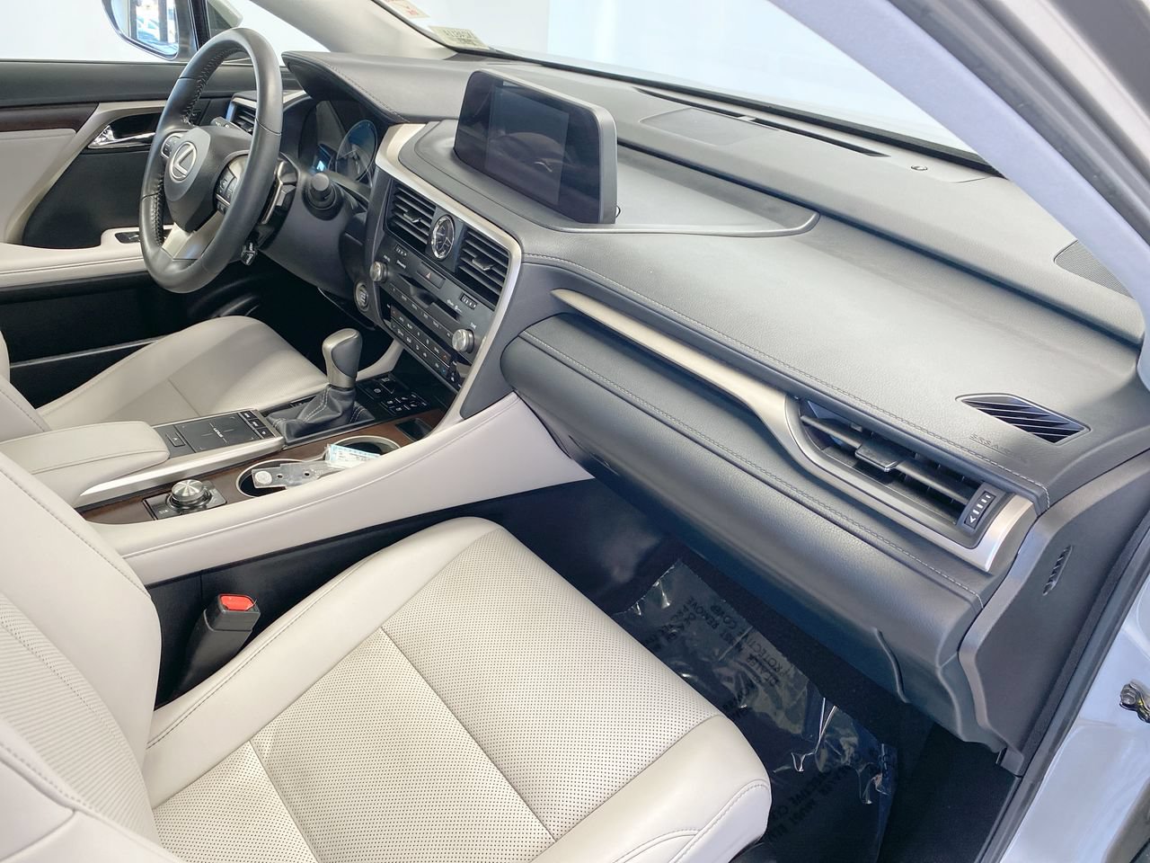 Used 2022 Lexus RX 350 FWD w/ Premium Package image 29
