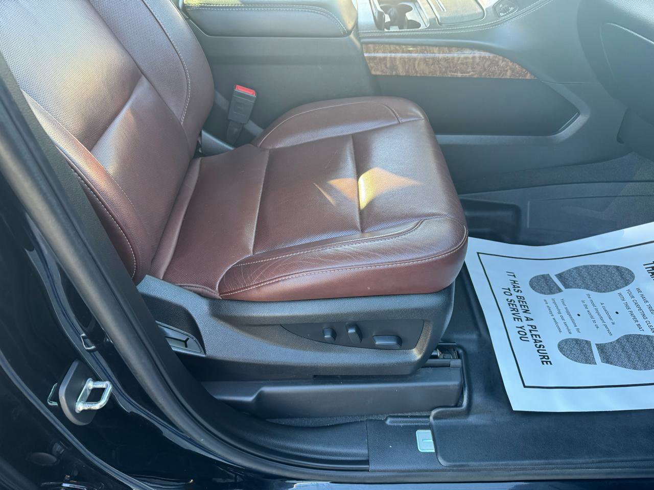 Used 2019 Chevrolet Suburban Premier w/ Premier Plus Edition image 14