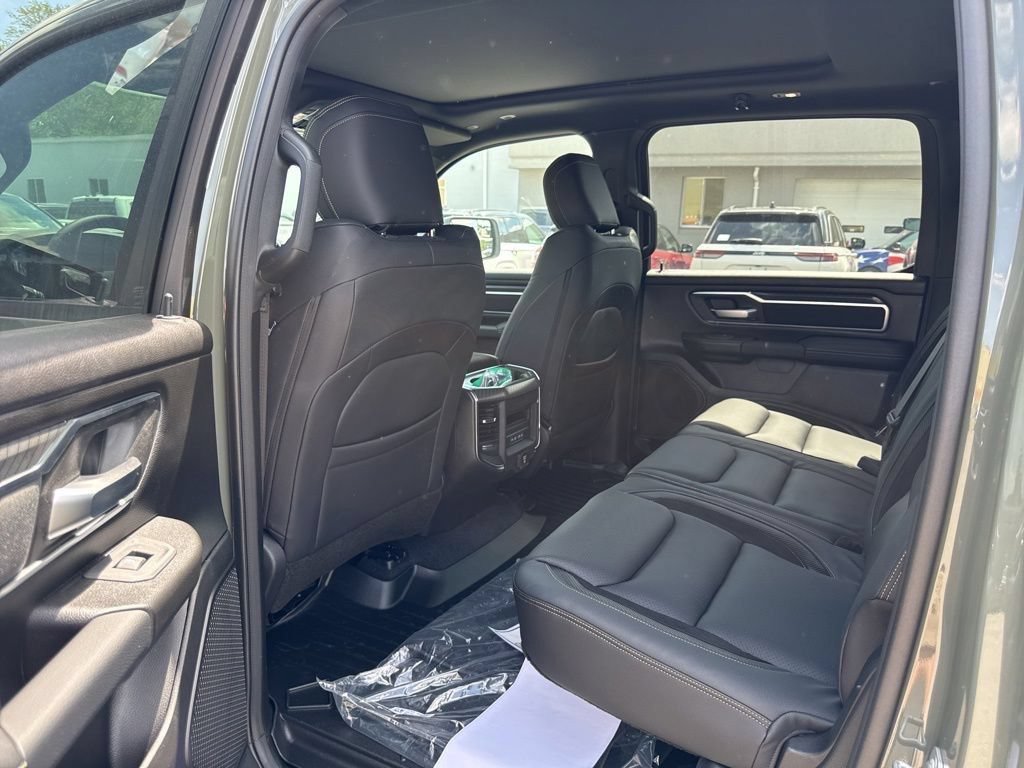 New 2026 RAM 1500 Big Horn AWD/4WD image 15