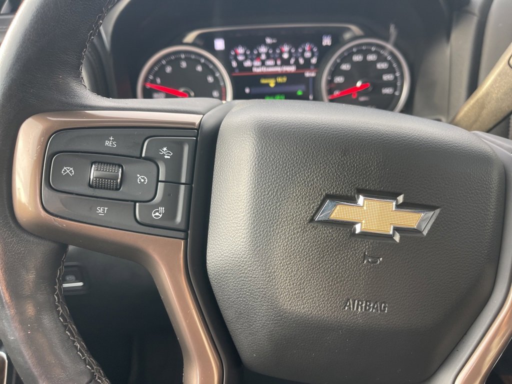 Used 2019 Chevrolet Silverado 1500 High Country w/ Technology Package image 19
