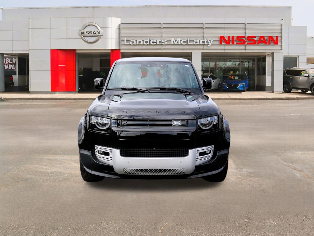 Used 2025 Land Rover Defender 90 S image 8