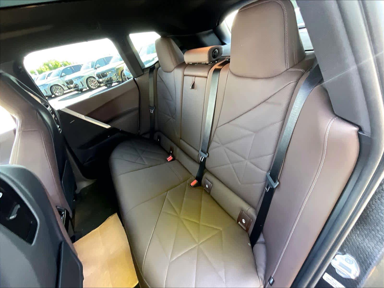 Certified 2023 BMW iX xDrive50 w/ Sport Package AWD/4WD image 26