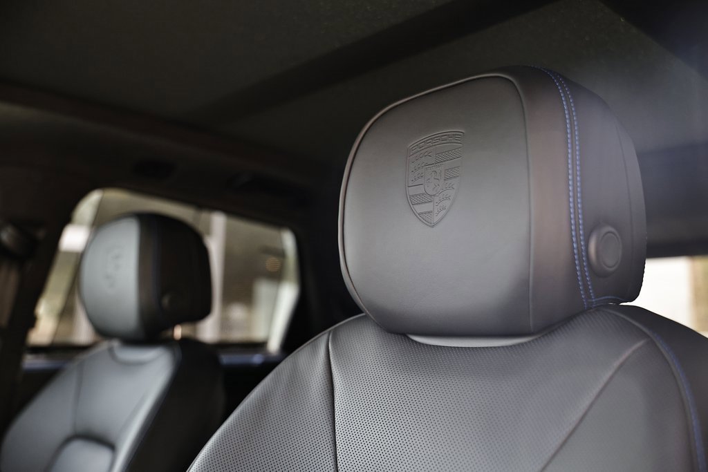 New 2025 Porsche Cayenne GTS image 21