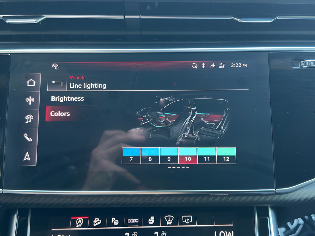 Used 2026 Audi SQ8 Prestige w/ Prestige Package AWD/4WD image 8