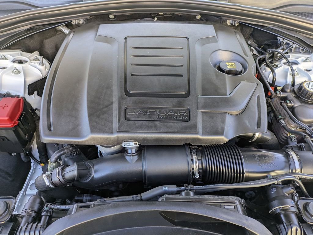 Used 2024 Jaguar F-PACE R-Dynamic S AWD/4WD image 31