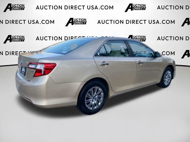 Used 2012 Toyota Camry LE image 22