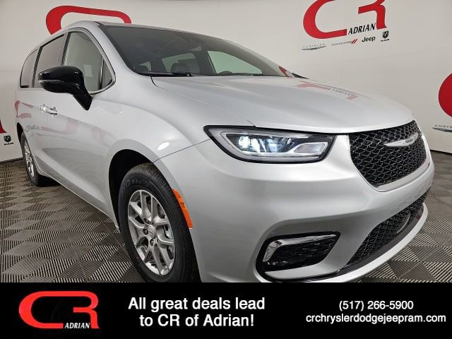 New 2026 Chrysler Pacifica Select