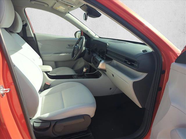 Used 2025 Hyundai Kona SEL image 17
