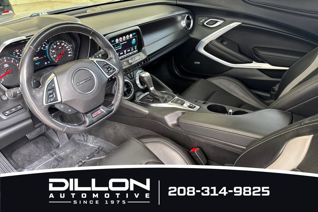 Used 2018 Chevrolet Camaro SS RWD image 4