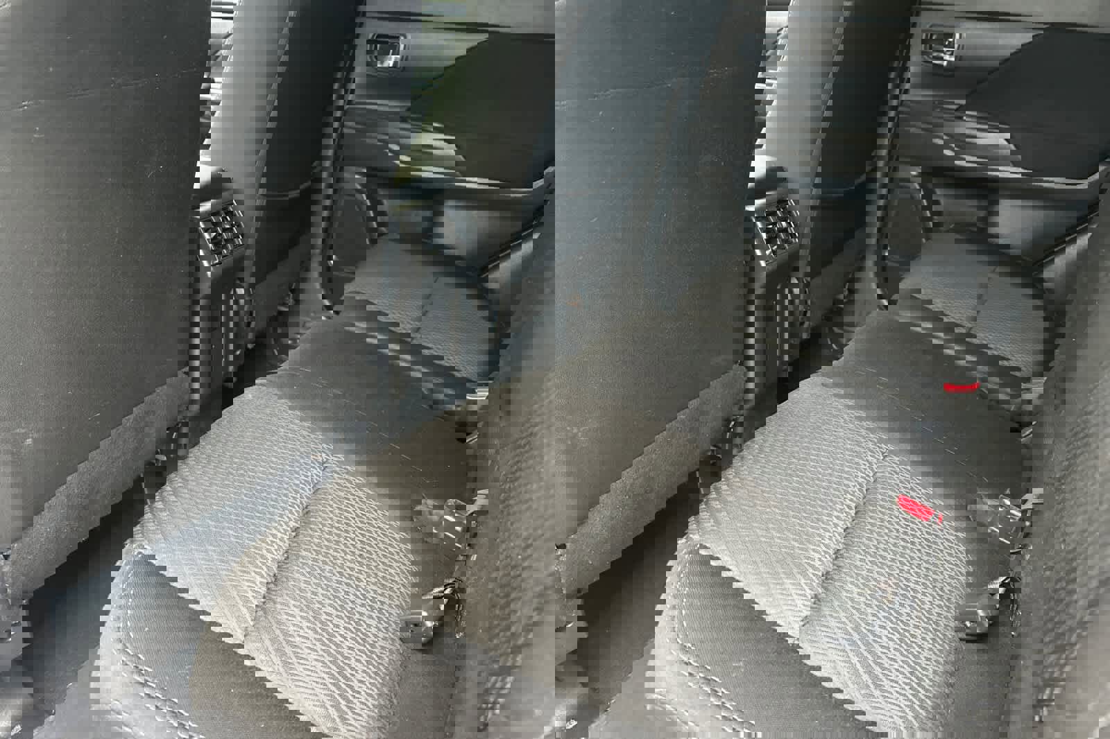 Used 2019 Mitsubishi Outlander ES image 4