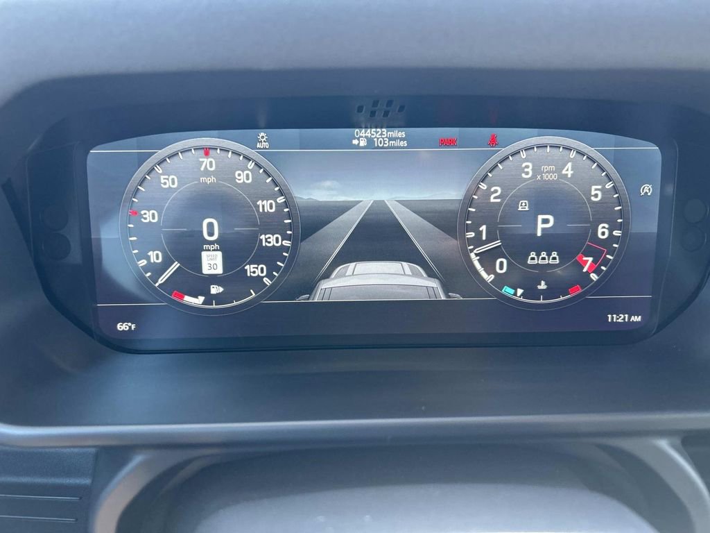 Used 2022 Land Rover Defender 90 X-Dynamic S AWD/4WD image 30