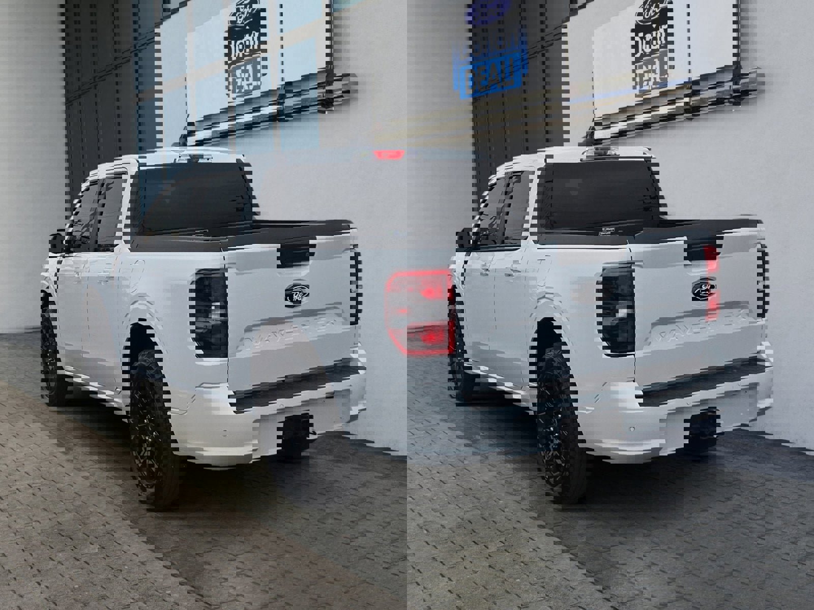 Certified 2025 Ford Maverick Lobo image 5