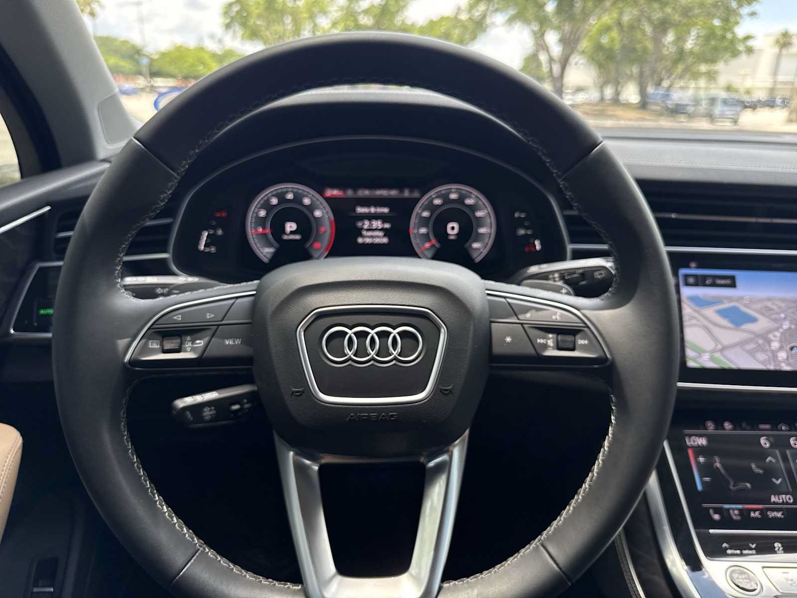 Used 2025 Audi Q7 3.0T Prestige AWD/4WD image 15