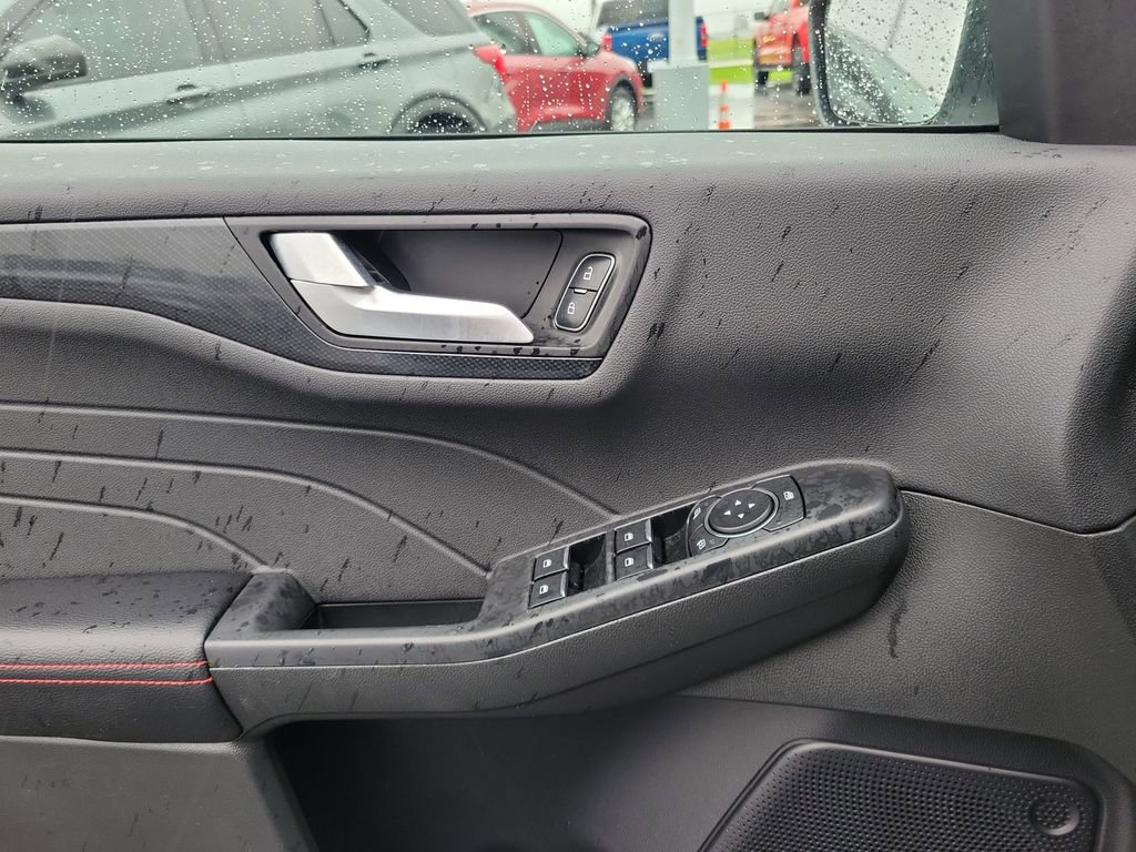 Used 2023 Ford Escape ST-Line w/ Tech Pack #1 FWD image 20