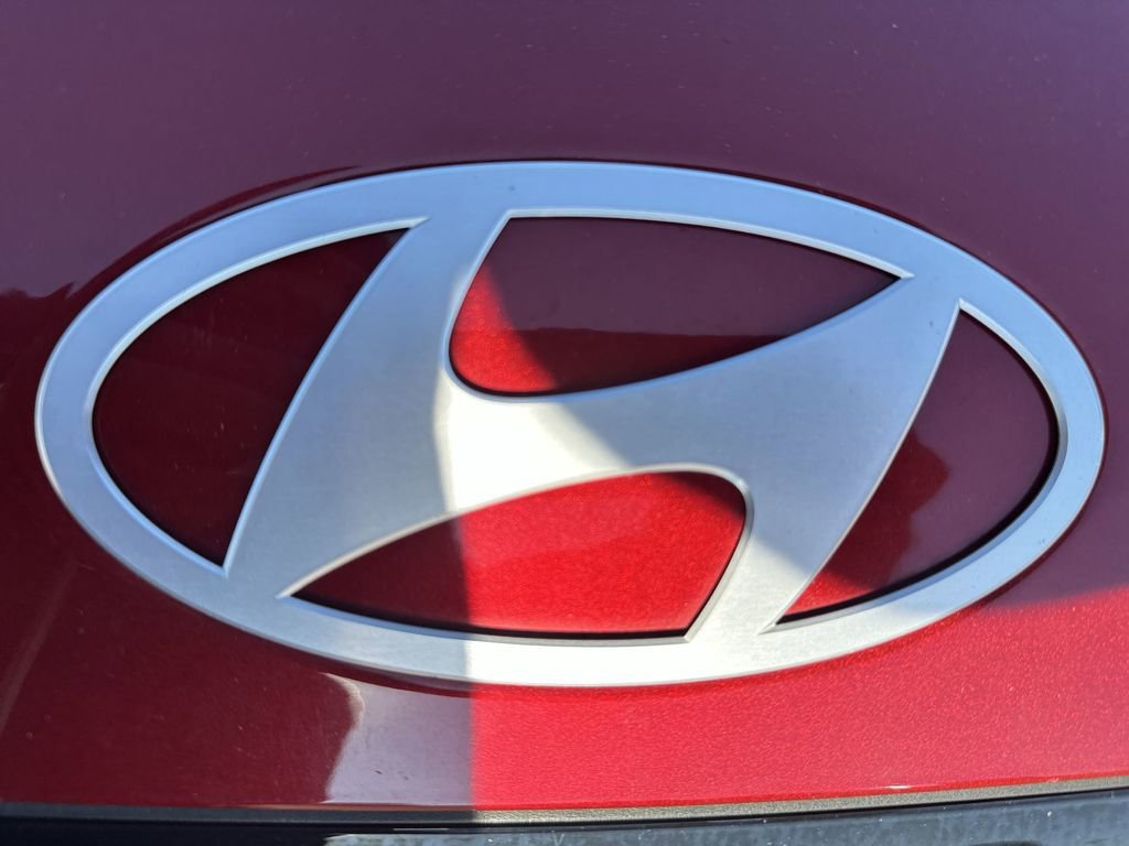 Used 2025 Hyundai Kona SEL image 26