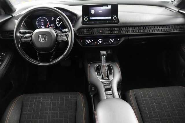 Used 2023 Honda HR-V Sport image 2