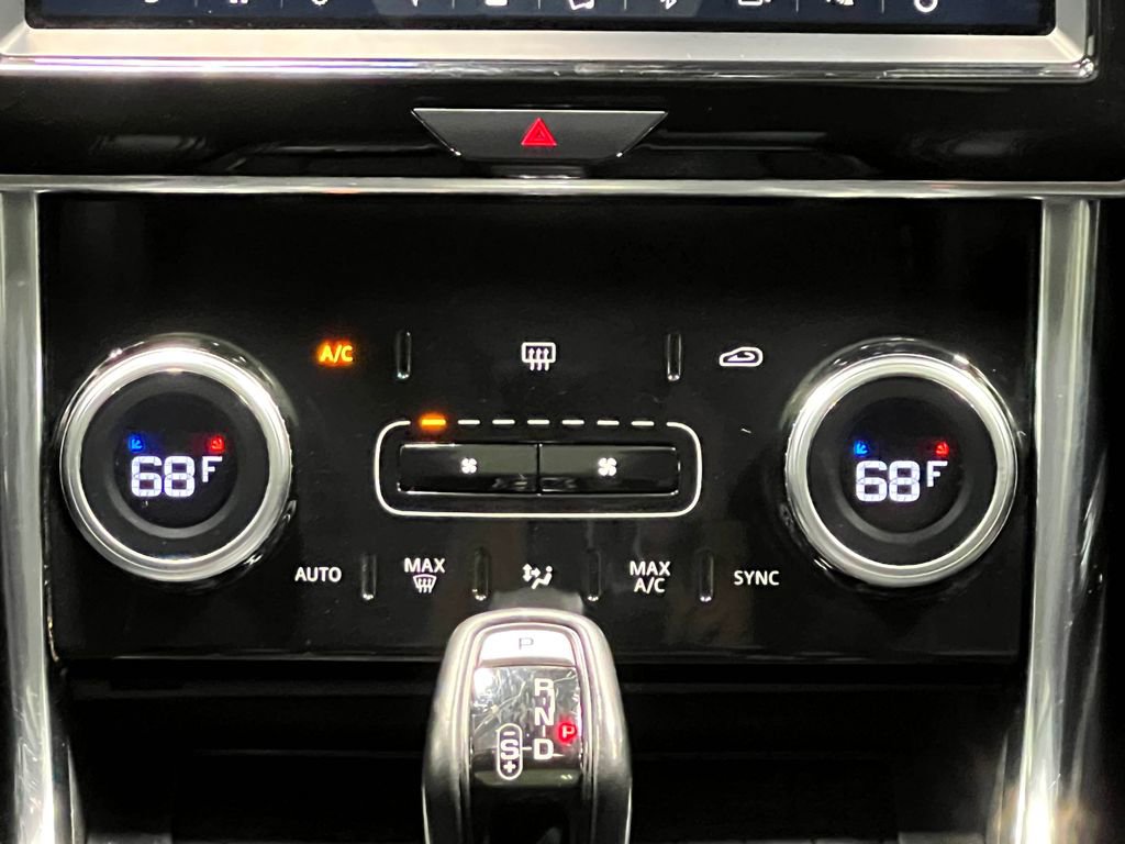 Used 2020 Jaguar XE S RWD image 26