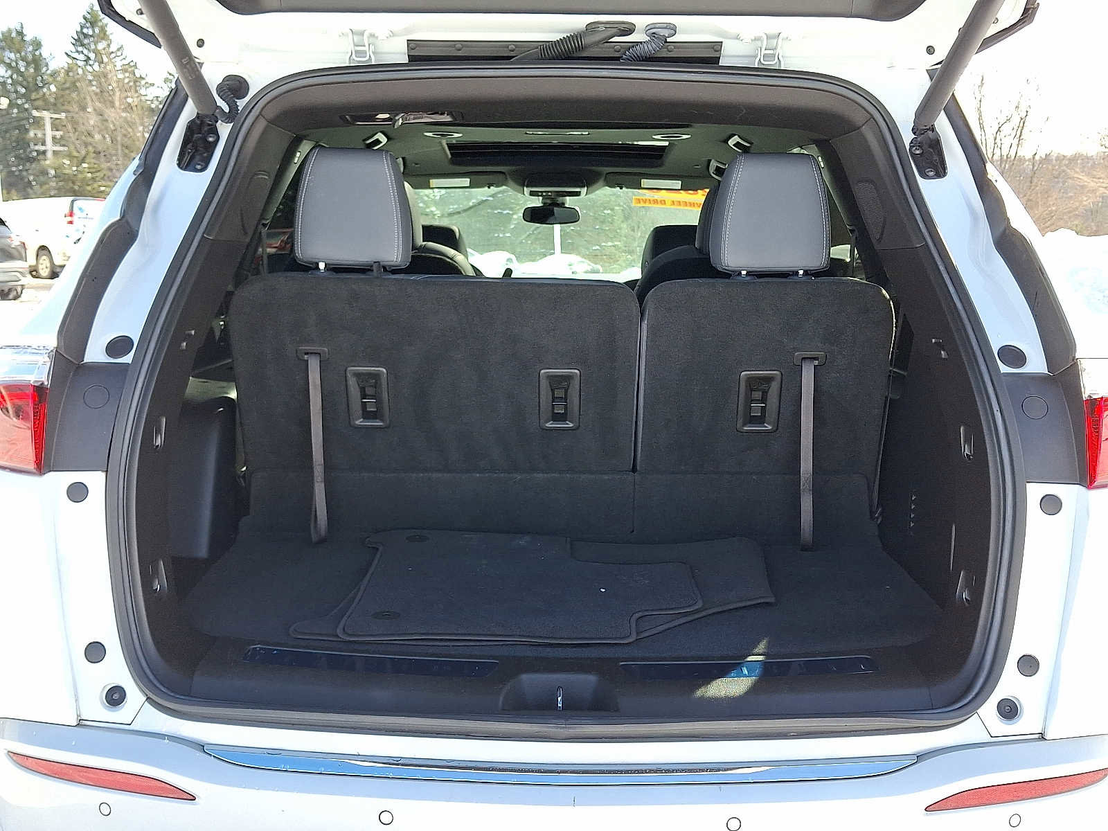 Certified 2023 Buick Enclave Essence w/ Experience Buick Package image 32