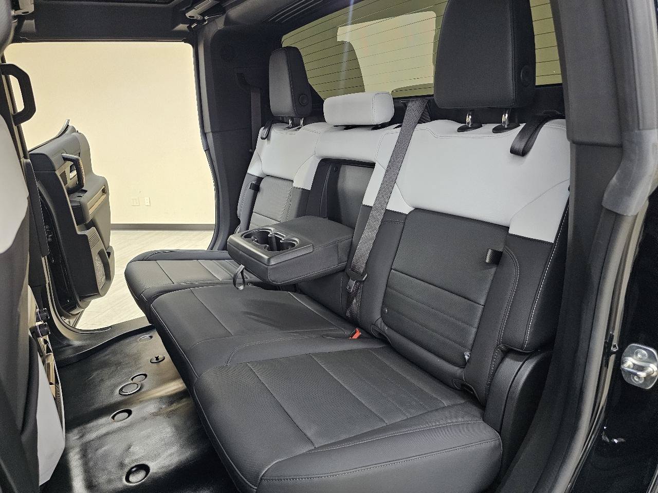 Used 2024 GMC Hummer EV 3X w/ Battery Pack, 24 Module Pack AWD/4WD image 24