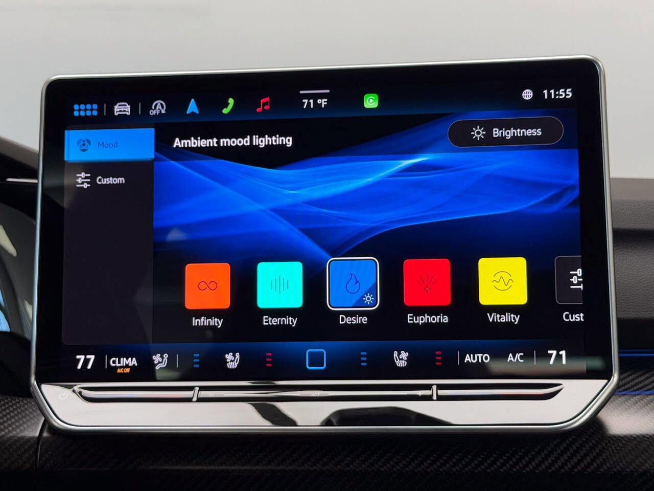 Used 2025 Volkswagen Golf R Black Edition image 89