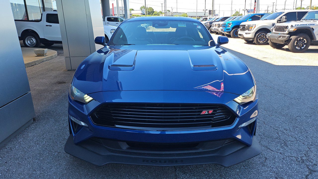 Used 2022 Ford Mustang GT Premium w/ GT Performance Package RWD image 7