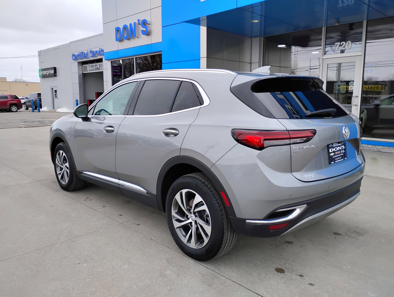 Used 2023 Buick Envision Essence image 2