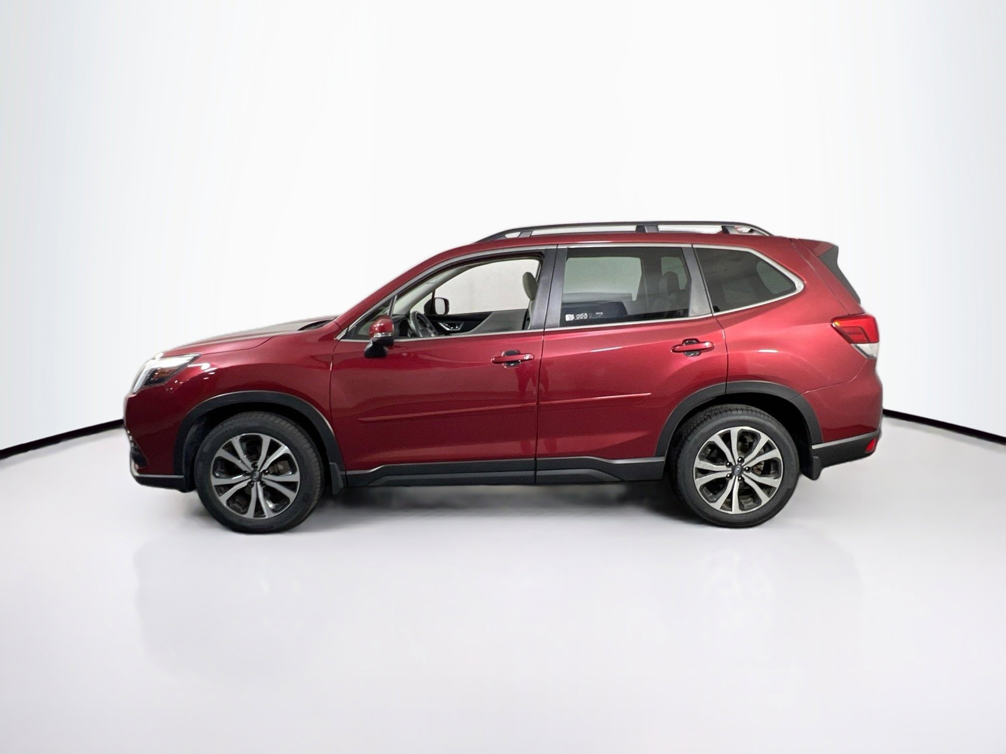 Used 2022 Subaru Forester Limited AWD/4WD image 8
