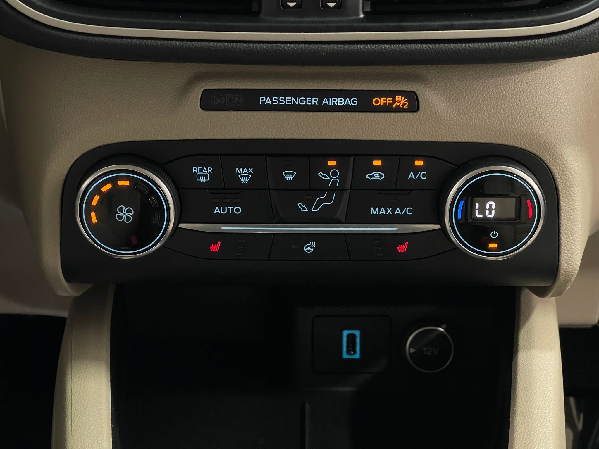 Used 2020 Ford Escape SEL image 24