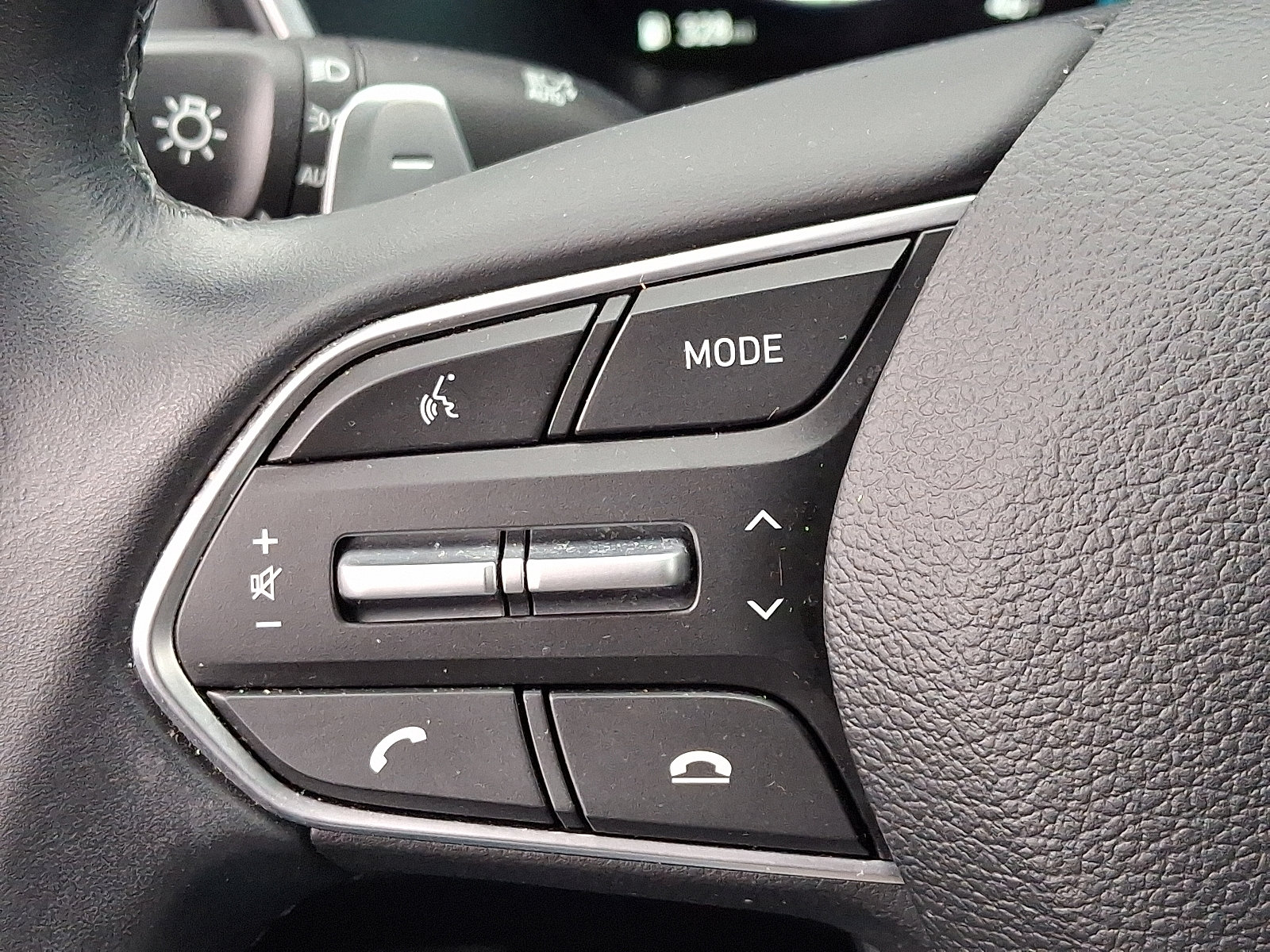 Used 2022 Hyundai Santa Fe SEL w/ Convenience + Premium Package image 22