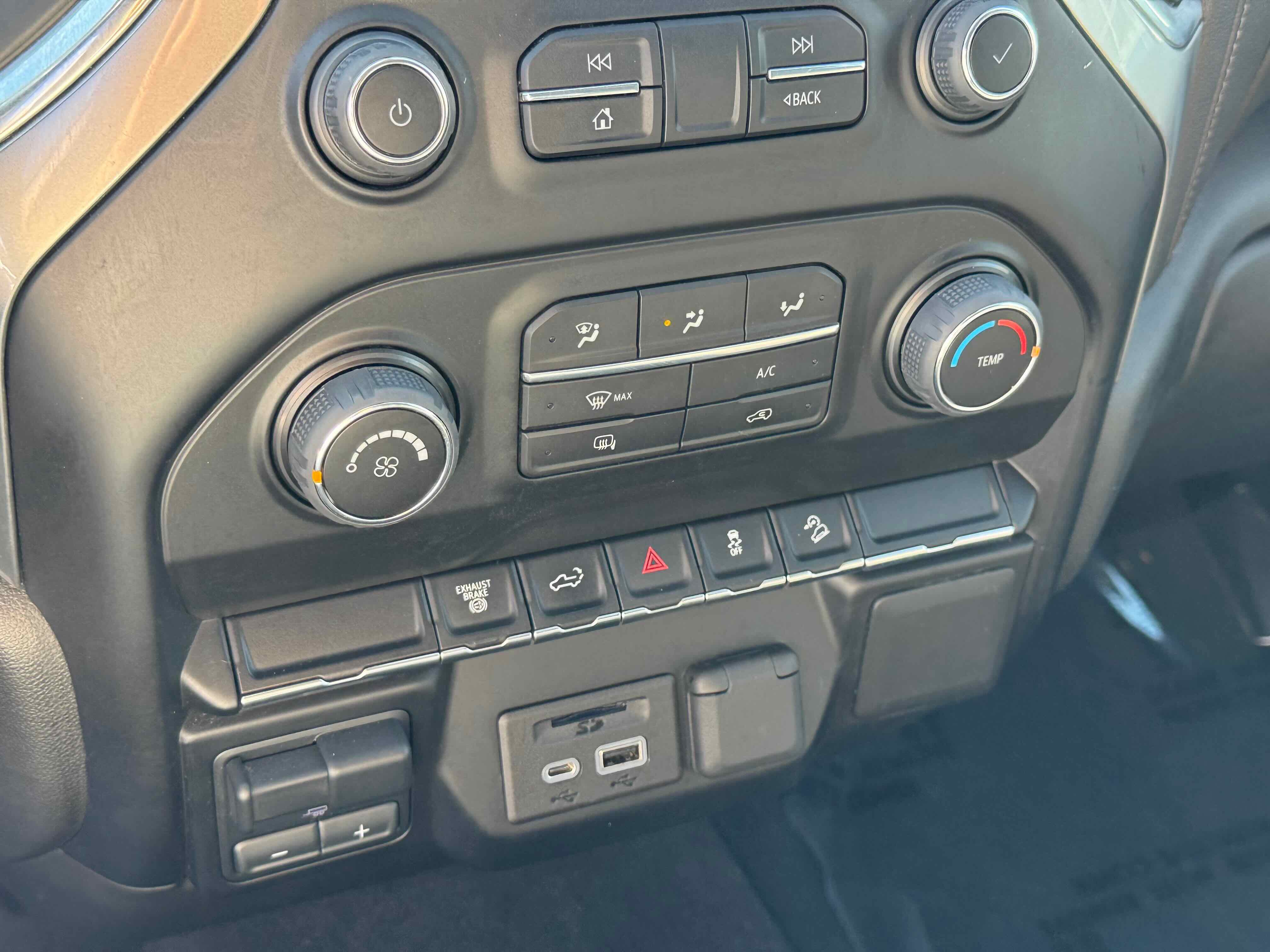 Used 2023 Chevrolet Silverado 3500 LT w/ Gooseneck/5TH Wheel Package image 23