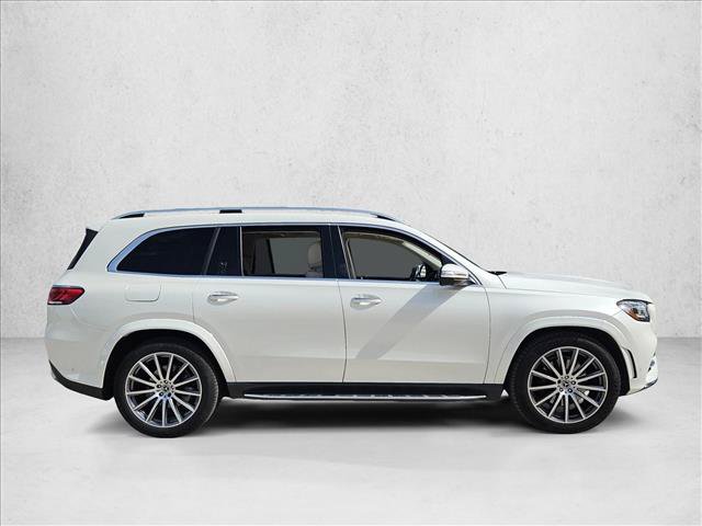 Used 2023 Mercedes-Benz GLS 450 4MATIC image 2