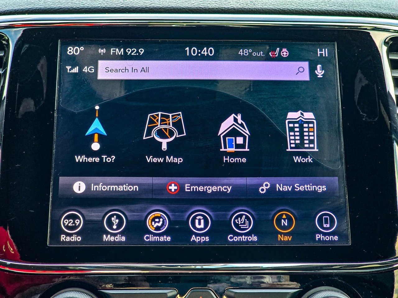 Used 2019 Jeep Grand Cherokee Altitude image 16