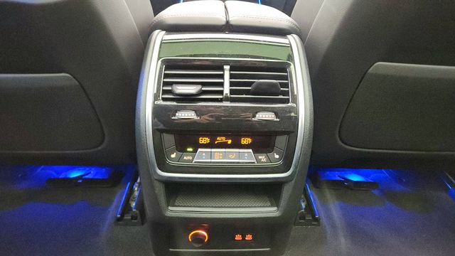 Used 2026 BMW X7 xDrive40i image 41