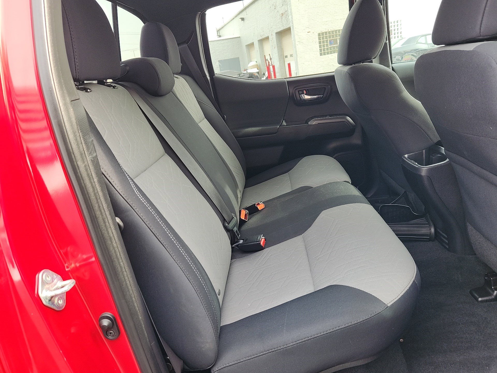 Used 2020 Toyota Tacoma TRD Sport image 27