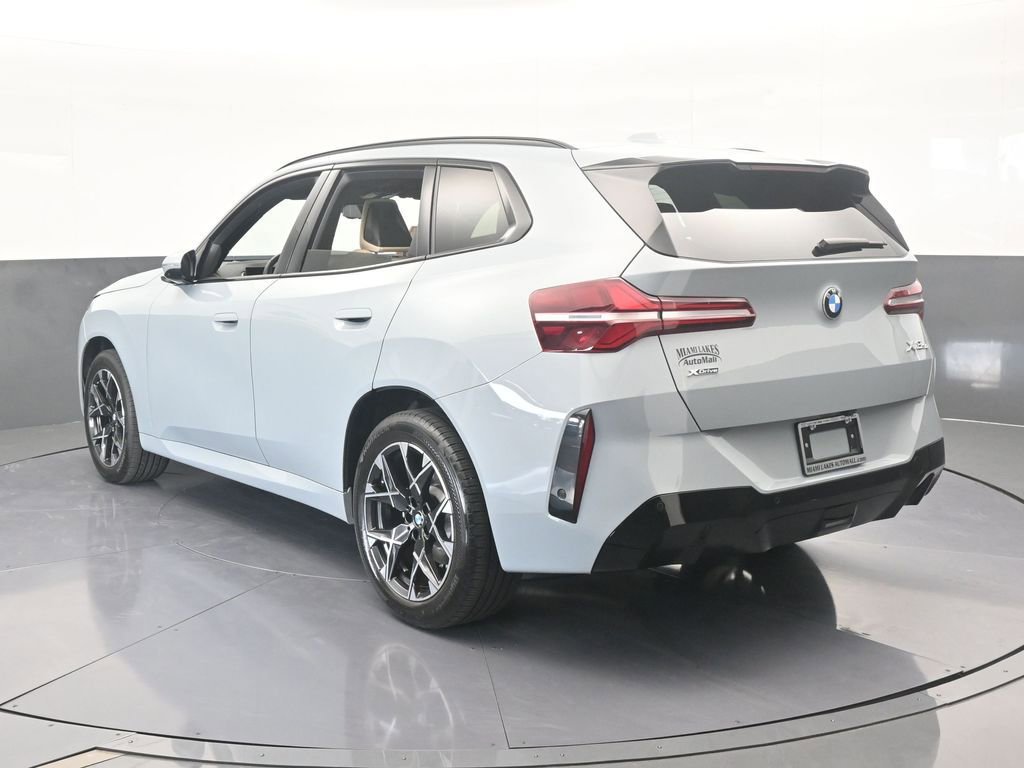 Used 2025 BMW X3 xDrive30i image 4