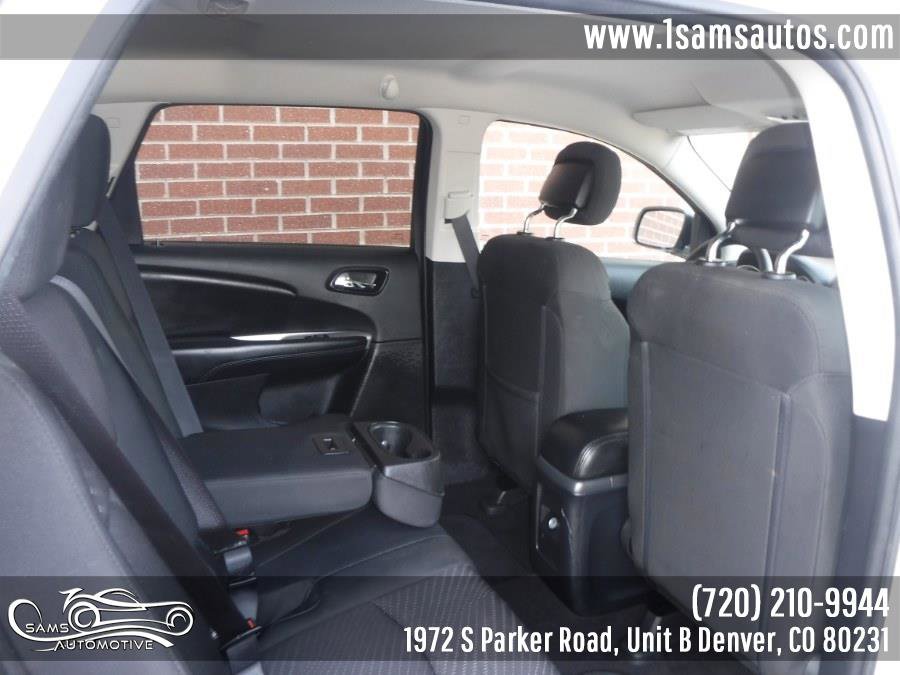 Used 2017 Dodge Journey SE image 16